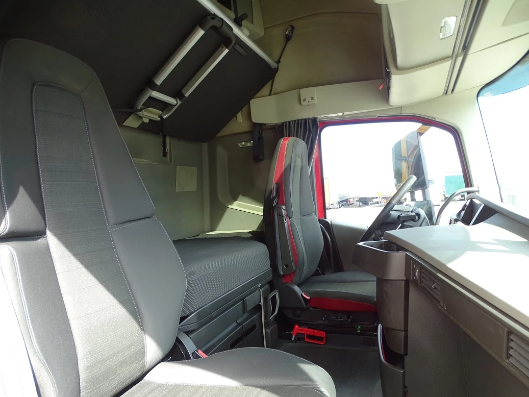 Volvo FH 2015 - FH-4 GLOBETROTTER XL imagem 4