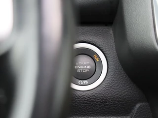 Dodge Ram 1500 2021 - 5.7 V8 4x4 Crew Cab Laramie obrazek 23