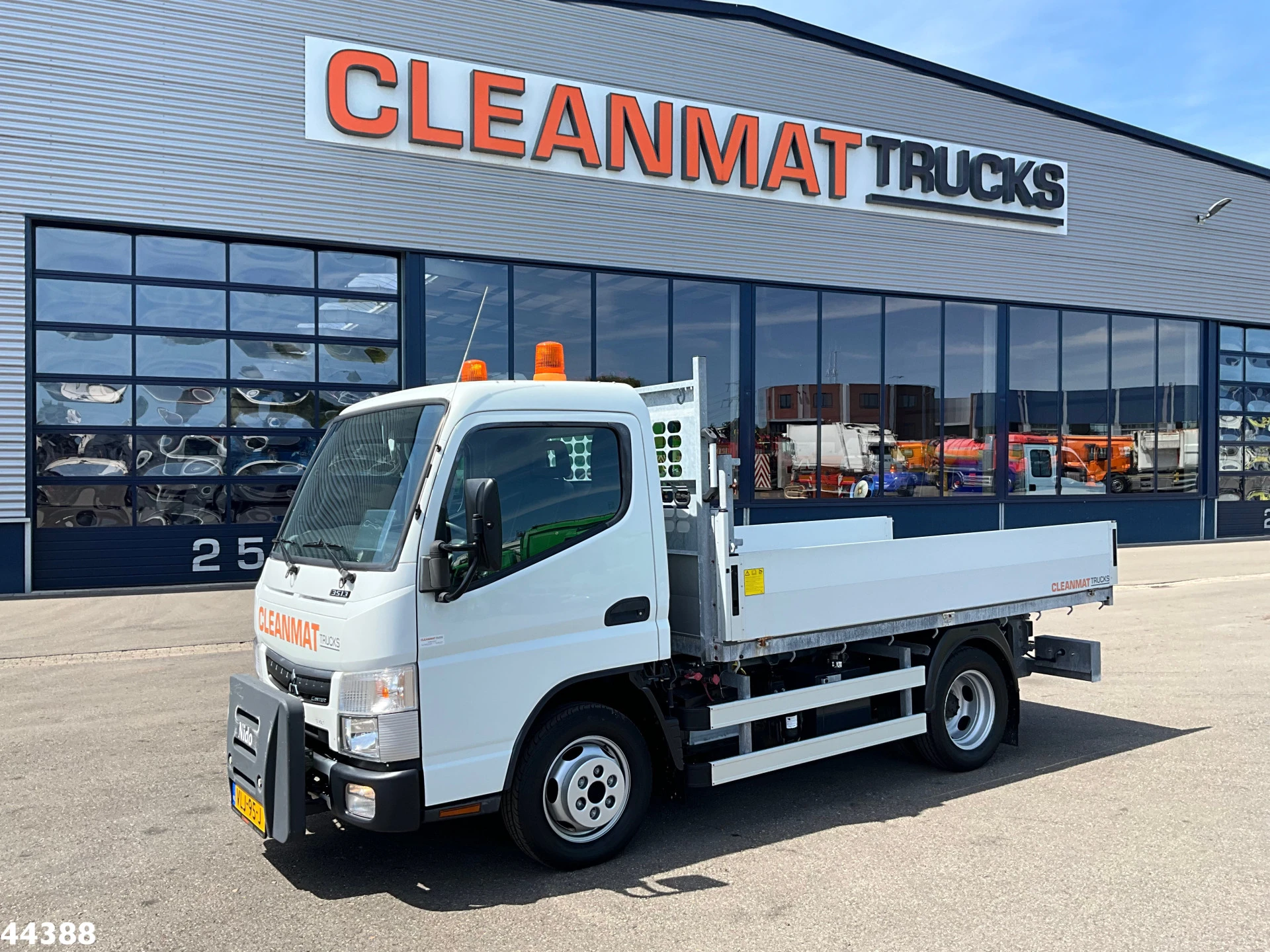 FUSO Canter 2021 - 3513 Euro 6 Open laadbak afbeelding 1