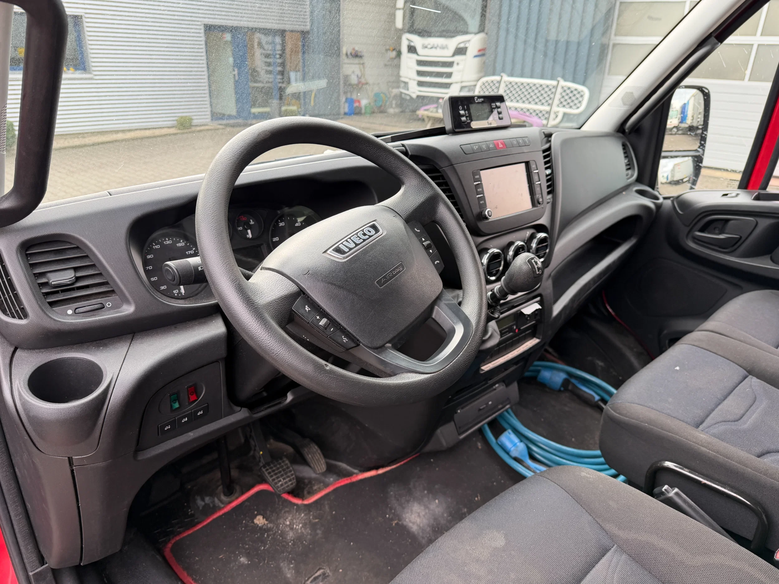 Iveco Daily 2017 - 70 150 Volledig Elektrisch/DEFECT! Gesloten Opbouw + Laadklep obrázek 13