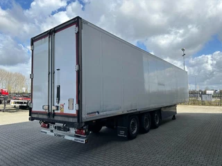 Schmitz Cargobull N/A 2016 - SKO 24/L CARRIER VECTOR 1950 MT D/E / DISCBRAKES / PALLETBOX / 265cm inside height bild 3
