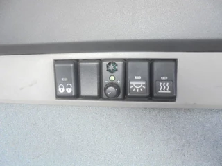 Volvo FH 2012 - 420 6X2 NL TRUCK image 18