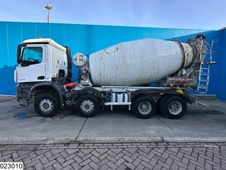 Mercedes-Benz N/A 2016 - Arocs 3236 EURO 6, 8X4, liebherr 9m3, leaf suspension imagem 12