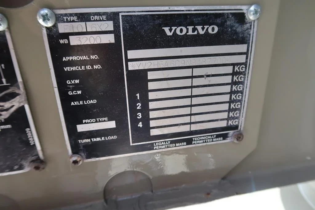 Volvo F 10.320 1992 - F10.320 - 1992 - TD122 - Oldtimer afbeelding 9