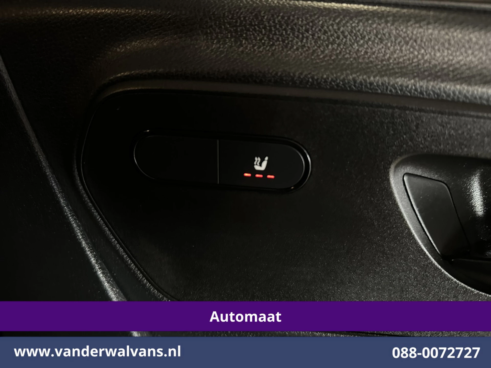 Mercedes-Benz Sprinter 2020 - 214 CDI 143pk 9G-Tronic Automaat L2H2 Euro6 Airco | Camera | Navigatie | Apple Carplay | Chauffeursstoel image 8