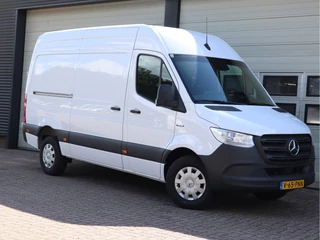 Mercedes-Benz eSprinter 2025 - 320 81kWh L2H2 - Trekhaak - Cruise - MBUX - 2025 obrazek 2