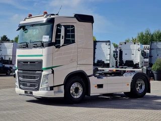 Volvo FH 2018 - 13.500 4x2 Lowroof - PTO/Hydraulics - Retarder - Alloy wheels afbeelding 3 miniatuur