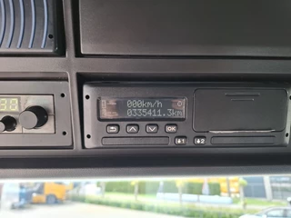 MAN TGX 2020 - 33.510 / 6X4 / HYDRAULICS / !!ONLY:335411 KM!! / ACC / LWDS / NAVI / FRIDGE / AUTOMATIC / EURO-6 / 2020 obrazek 21