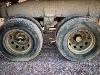 Trailor N/A 1998 - 2 Axle , 8 Tyres , Steel Tipper , Spring Suspension , Drum Brakes immagine 7