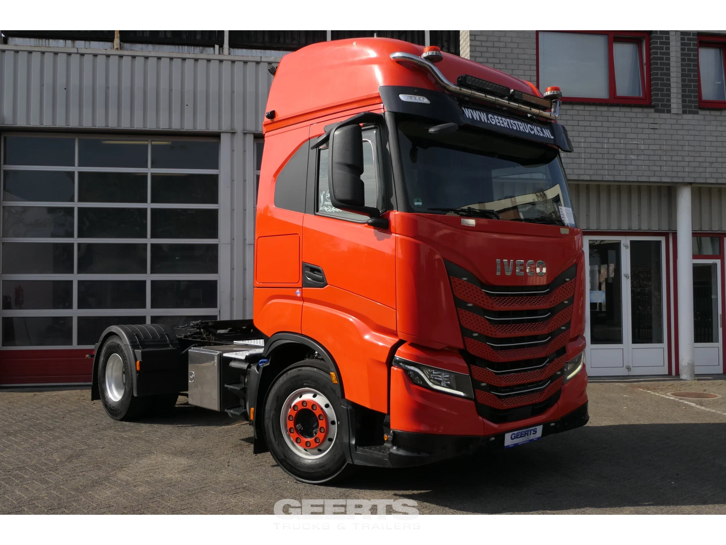 Iveco S-WAY 460 2020 - | Retarder | Full Air | 751321Km | 2020 | Smart Tacho 2 | Stand Heater | Navi | A/C | Euro6-D | TUV/MOT/APK 02-2027 | German Truck afbeelding 1