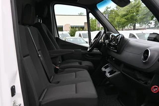 Mercedes-Benz eSprinter 2024 - 320 RWD L2H2 Select 81kWh imagem 8