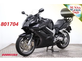 Honda VFR 800 2006 - 800FI ABS Leo Vince Apple/Android 15.949 km! zu verkaufen