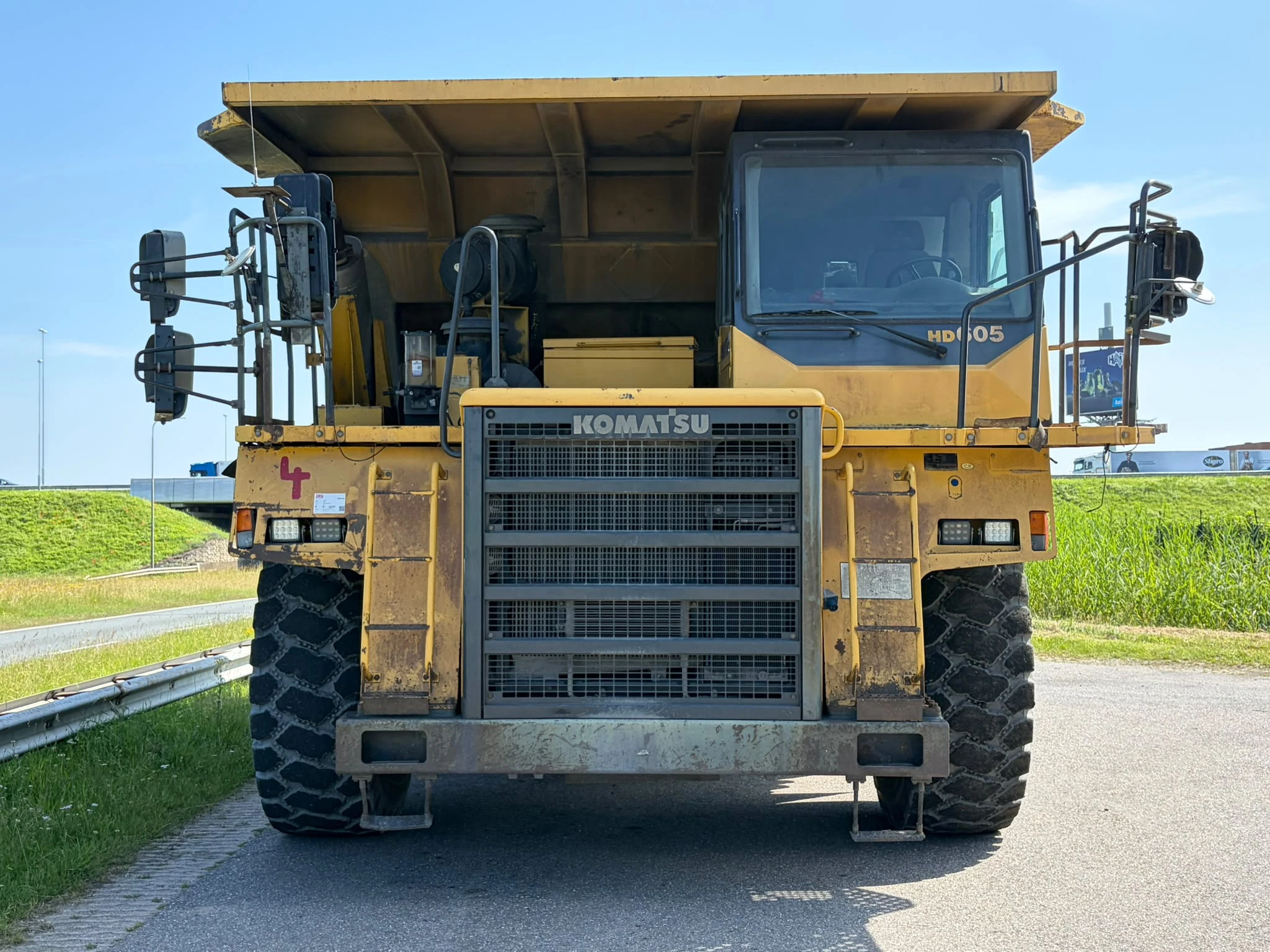 Komatsu HD605-7 2005 afbeelding 8