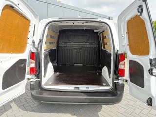 Peugeot Partner 2023 - 1.5 BlueHDi 102 PK / L1H1 / 1e EIG. / AIRCO / CRUISE / CARPLAY / SCHUIFDEUR / ZEER NETJES! obrazek 6