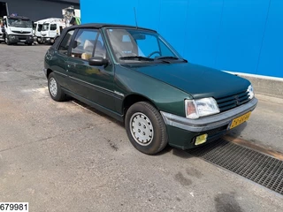 Peugeot 205 1992 - Cabriolet obrazek 2