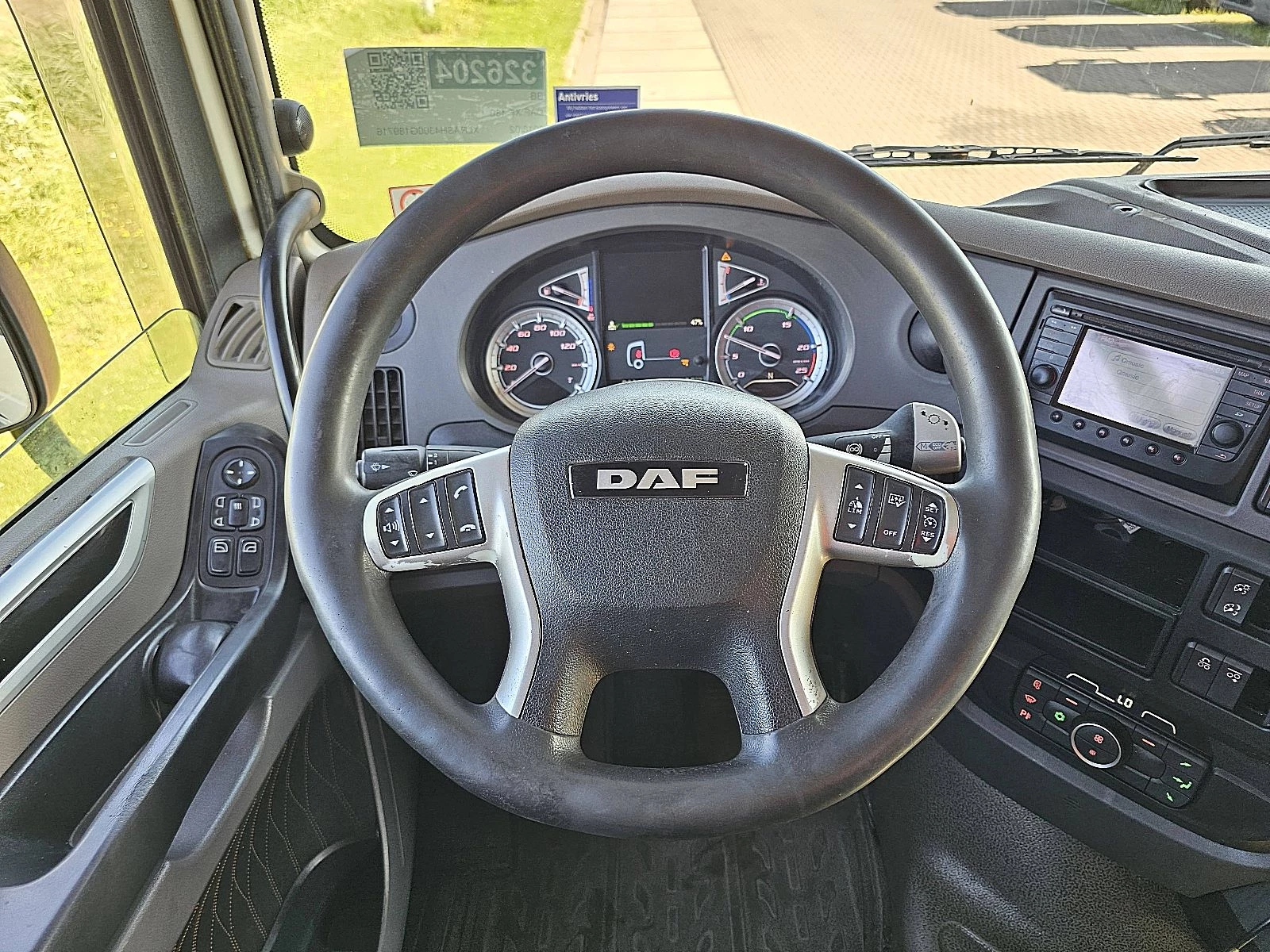 DAF XF480 2018 image 12