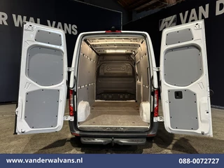 Mercedes-Benz Sprinter 2024 - 211CDI L2H2 Euro6 Airco | Camera | Trekhaak bild 2