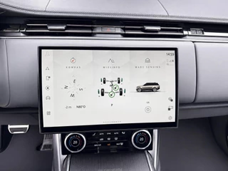 Land Rover Range Rover 2022 - 3.0 D350 First Edition MHEV image 38