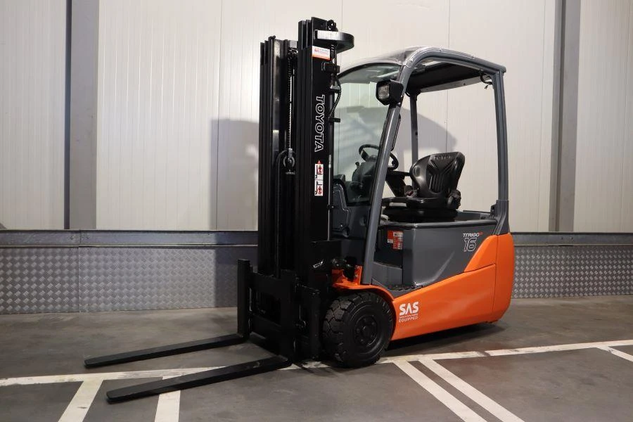 Toyota 2010 - 8 FBET 16 afbeelding 1