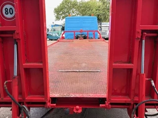 Mercedes-Benz LK 1991 - 814 RECOVERY TRUCK / CAR-MACHINE TRANSPORTER (6-CILINDER / MANUAL GEARBOX / FULL STEEL SUSPENSION / WINCH / HYDRAULIC RAMPS) obrazek 8