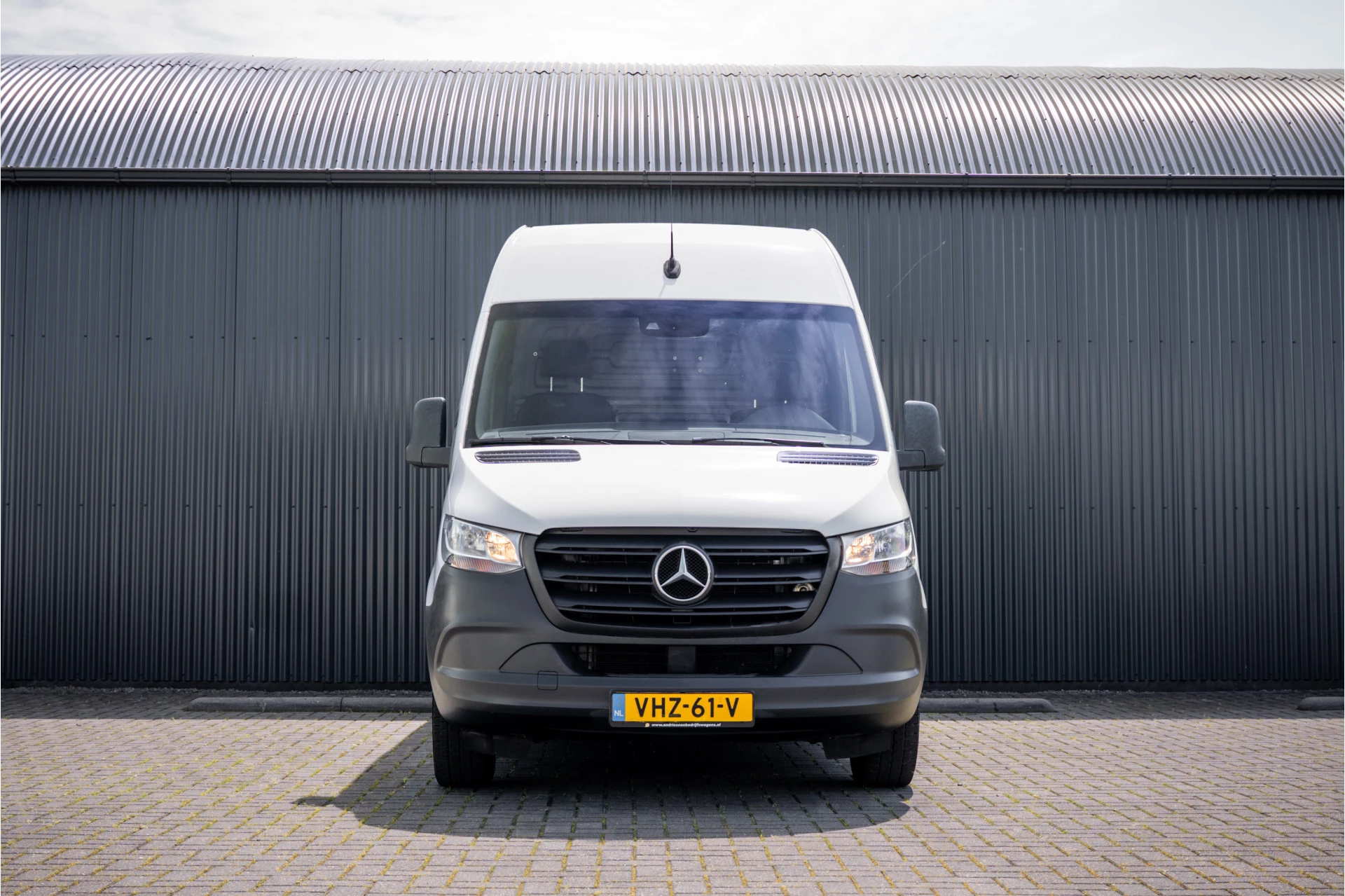 Mercedes-Benz Sprinter 2021 - 311 CDI L2H2 | Volledig Ingericht | Mbux | Camera | Navi | Climatronic obrázek 3