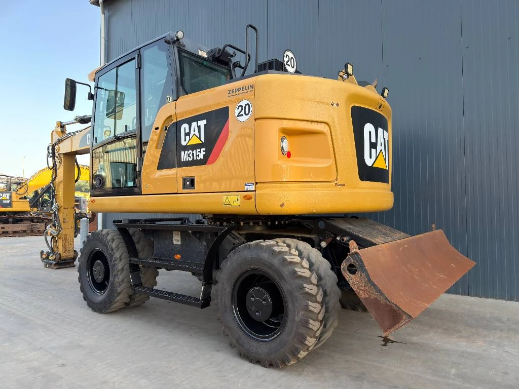 Cat 2017 - M315F - With OilQuick afbeelding 3