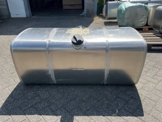 DAF N/A 2022 - 2198082 BRANDSTOFTANK 544 L (Z.G.A.N.) bild 1