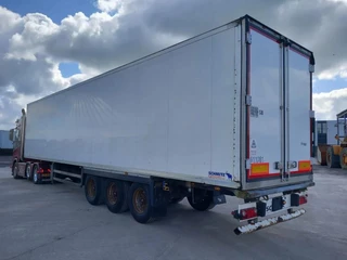 Schmitz Cargobull Schmitz Cargobull PRICES FROM €6950 TO €8950 2012 - N/A zdjecie 5