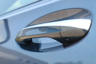 Mercedes-Benz A-Class 2023 - 180 AMG Line Panodak Sfeerlicht !!NIEUWBINNEN!! obrazek 21