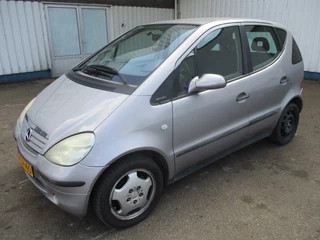 Mercedes-Benz A-Class 1999 - A160 Elegance , Manual obrazek 1