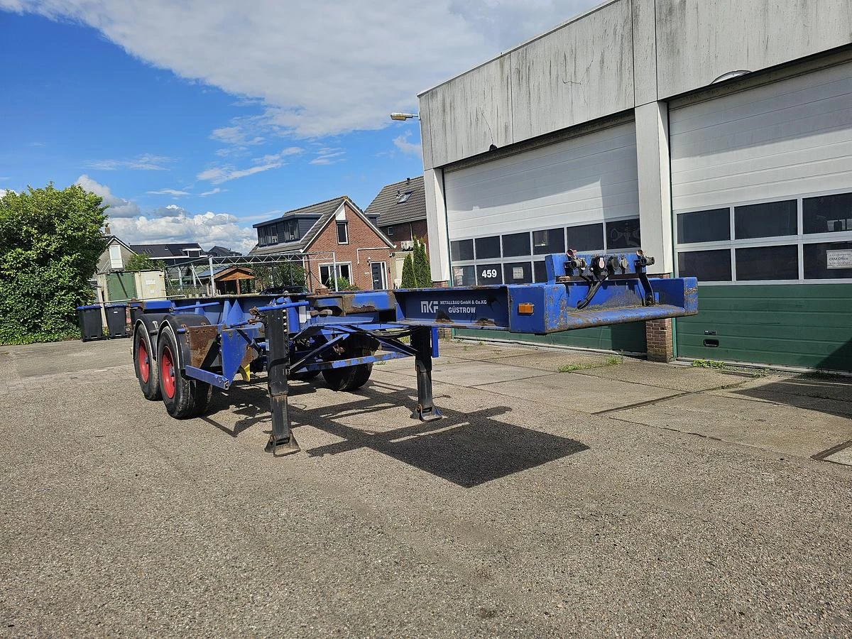 MKF METALLBAU CS 20 -20 FOOT- CONTAINER CHASSIS -HEAVY DUTY- BPW DRUM -STEEL SUSPENSION- GOOD QUALITY. 2007 obrázek 1