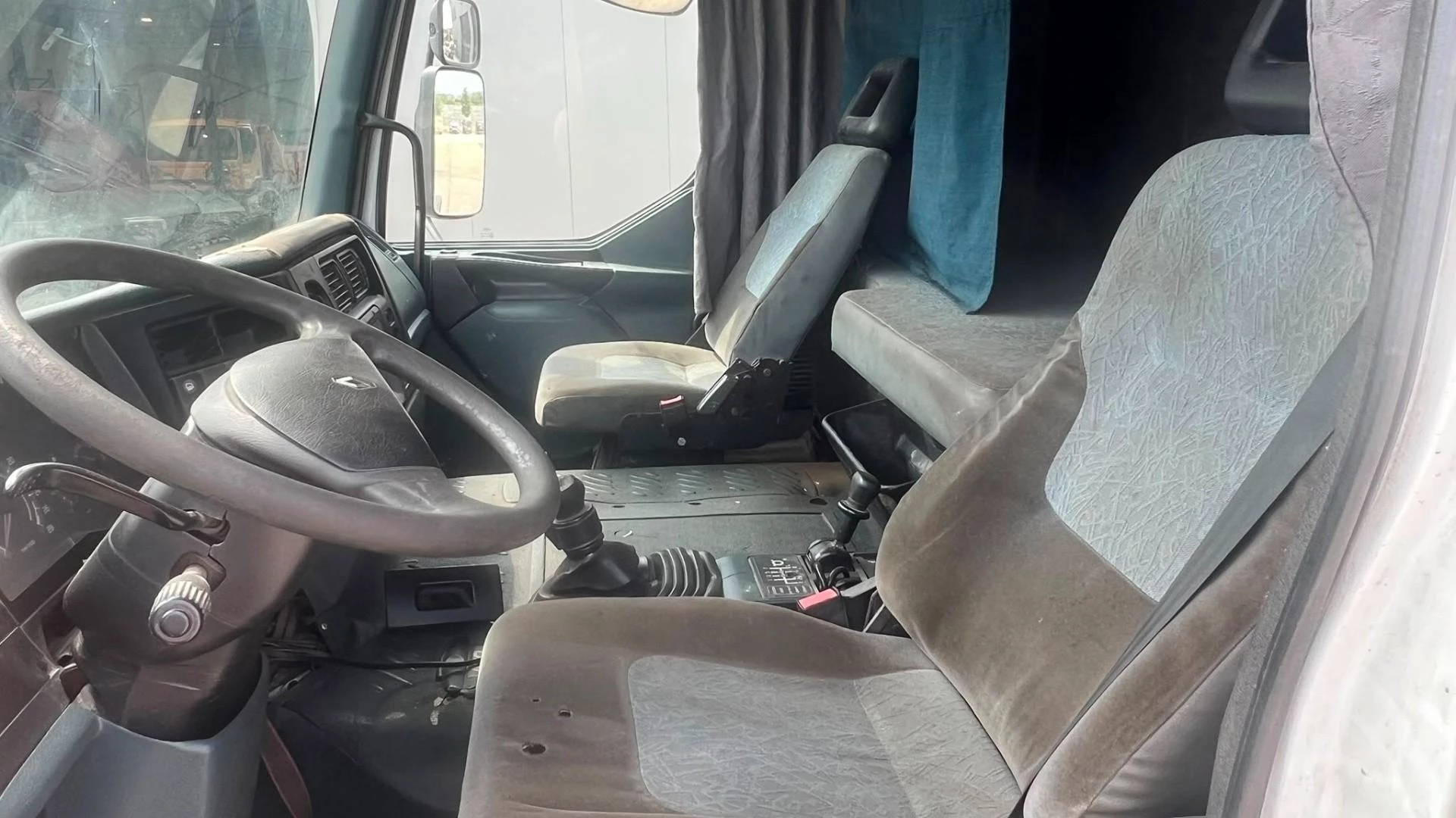 Renault Premium 400 2000 Bild 14