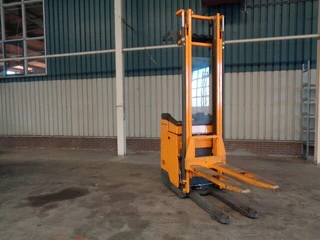 Jungheinrich ESC 216 2009 te koop