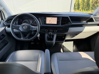 Volkswagen Transporter 2020 - 2.0 TDI / L2H1 / 6-PERS DUBBELE CABINE / ZEER NETJES / ACHTERKLEP / INRICHTING / CRUISE imagen 8