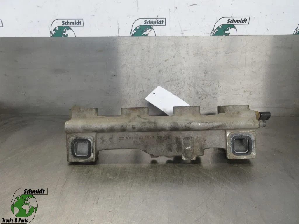 Mercedes-Benz - A 934 142 06 40 // A 934 142 13 40 INLAAD SPRUITSTUK EURO 6 ATEGO изображение 1