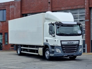 DAF CF 2021 - 300 4x2 - Box - Low KM - Full air - Euro 6 - Automatic te koop