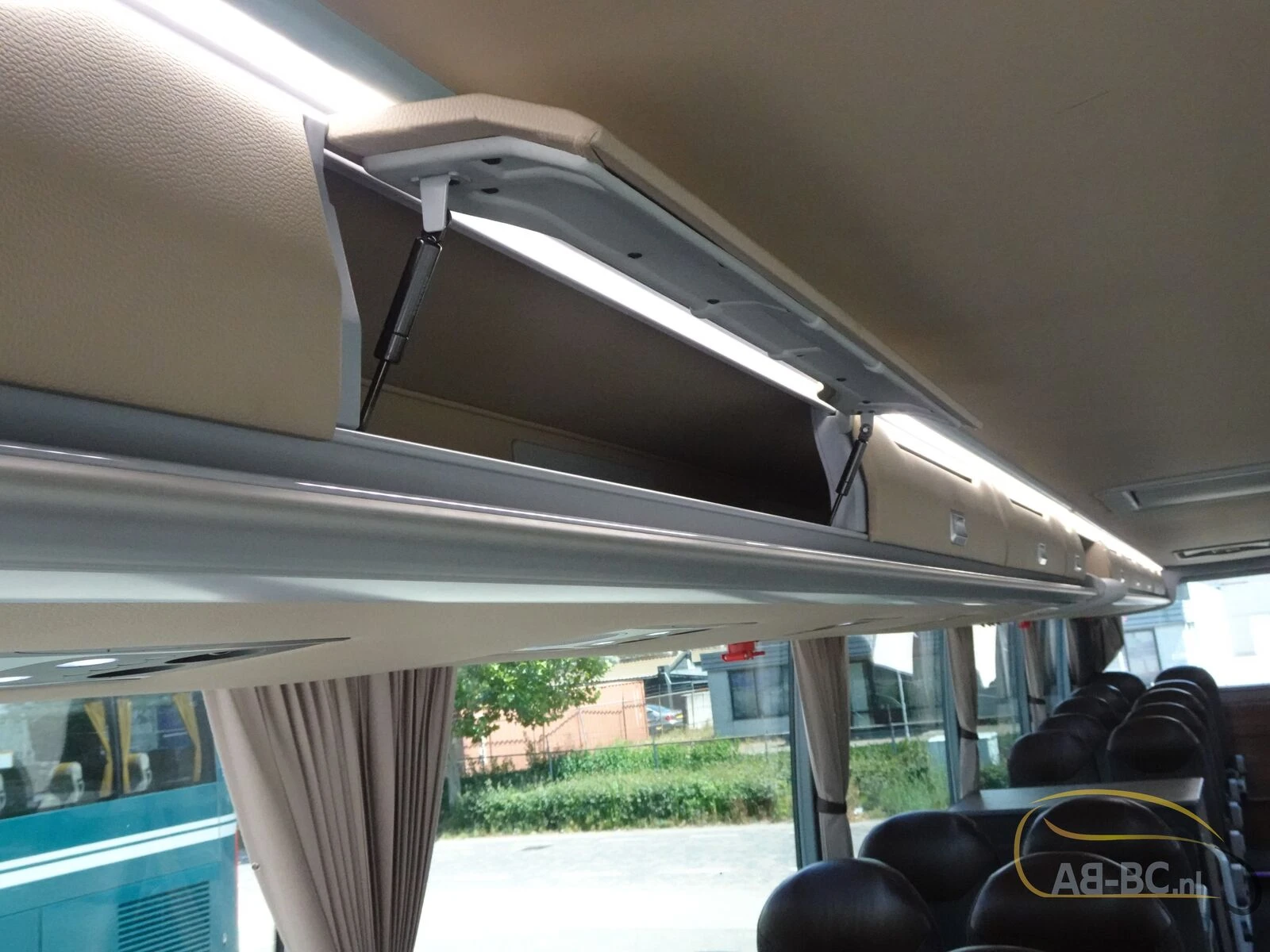 Van Hool TX15 Acron - 46 Seats, Euro 6 2016 afbeelding 78