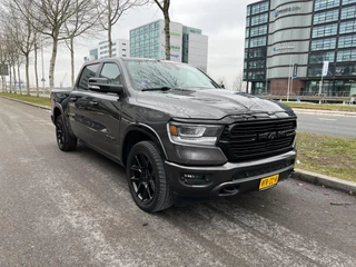 Dodge Ram 1500 2020 - 5.7 V8 4x4 Crew Cab Laramie Sport package image 5
