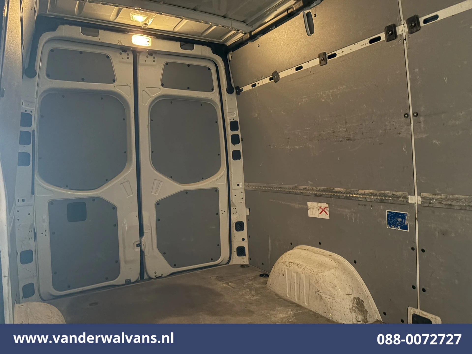 Mercedes-Benz Sprinter 2021 - 315 CDI 150pk L2H2 Euro6 Airco | Camera | Apple Carplay | Android Auto afbeelding 11