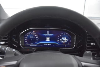 Chevrolet Silverado 2024 - 6.2 ZR2 image 5