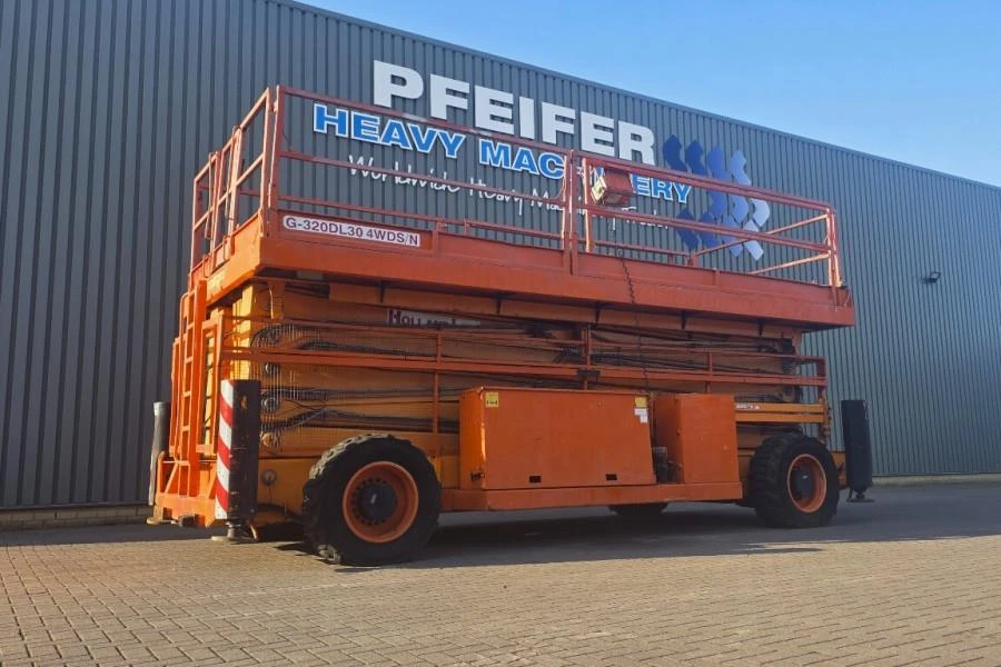 Holland Lift 2007 - Megastar G320DL30-4WDS/N Diesel, 4x4x4 Drive, 34m imagen 1