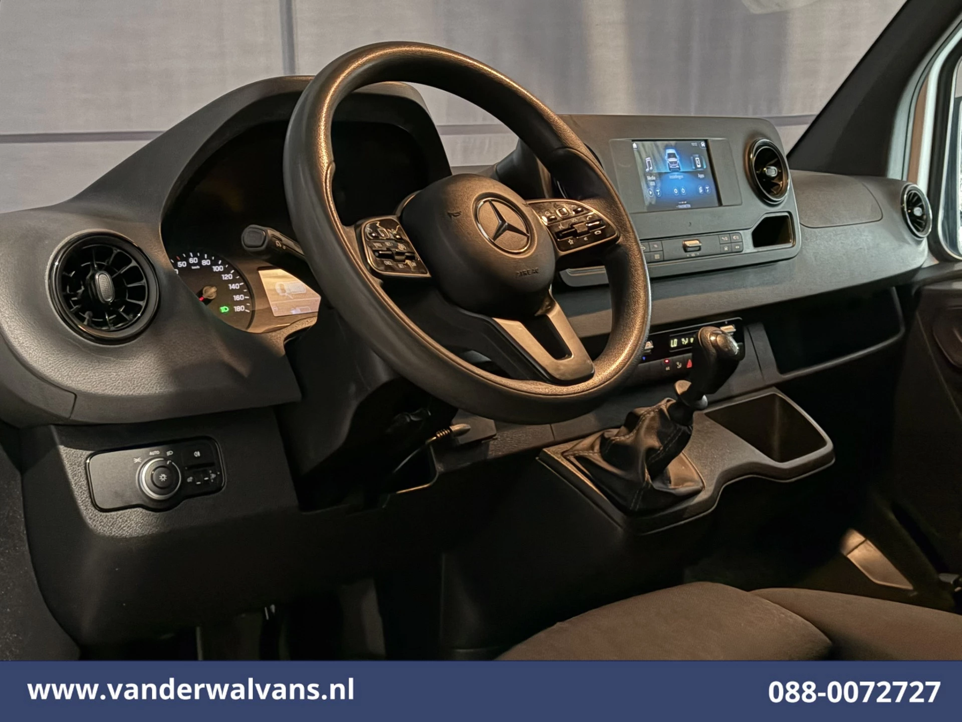 Mercedes-Benz Sprinter 2023 - 317 CDI 170pk 3500kg Trekhaak L2H2 Euro6 Airco | Camera | Apple Carplay | Cruisecontrol zdjęcie 15