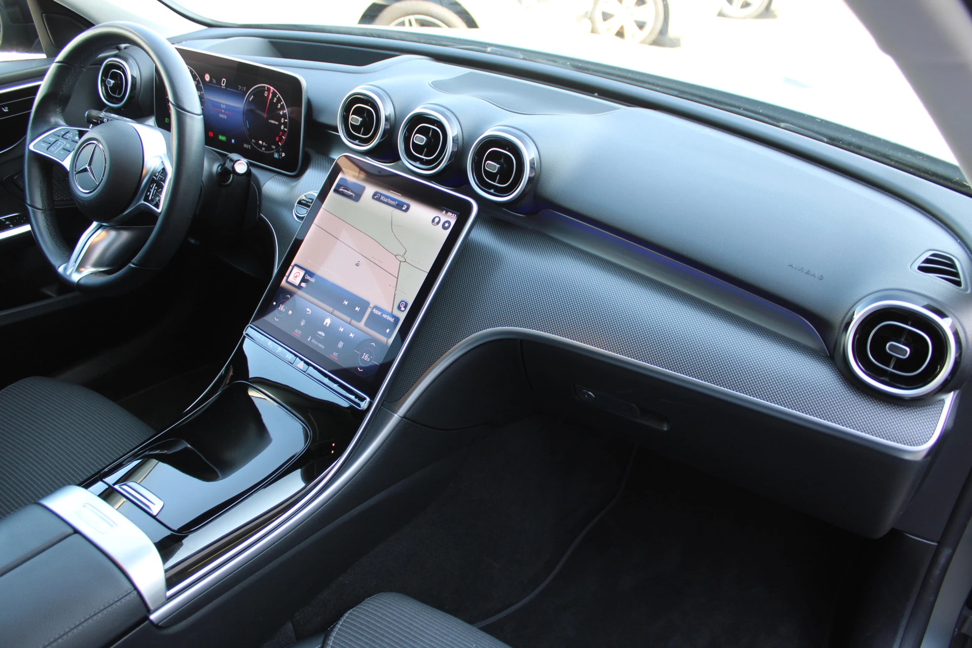 Mercedes-Benz C-Class 2023 - Estate 300e Luxury Line NIGHT PAKKET <<MAGNO GREY>> HEAD-UP SFEER CARPLAY изображение 8