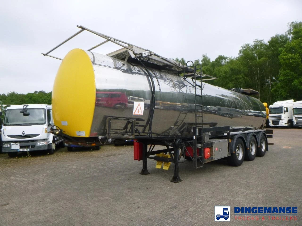 Fruehauf Bitumen tank inox 28 m3 / 1 comp 1990 imagen 1