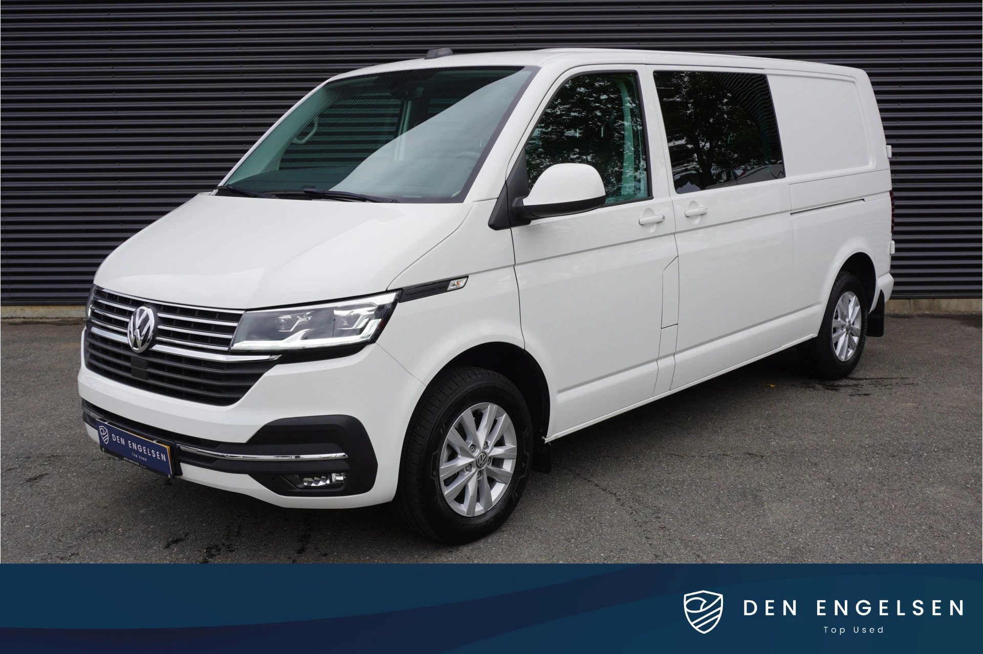 Volkswagen Transporter 2023 - 150 PK Automaat Dubbele Cabine 2x schuifdeur ACC Apple Carplay Standkachel Stoelverwarming Trekhaak image 1