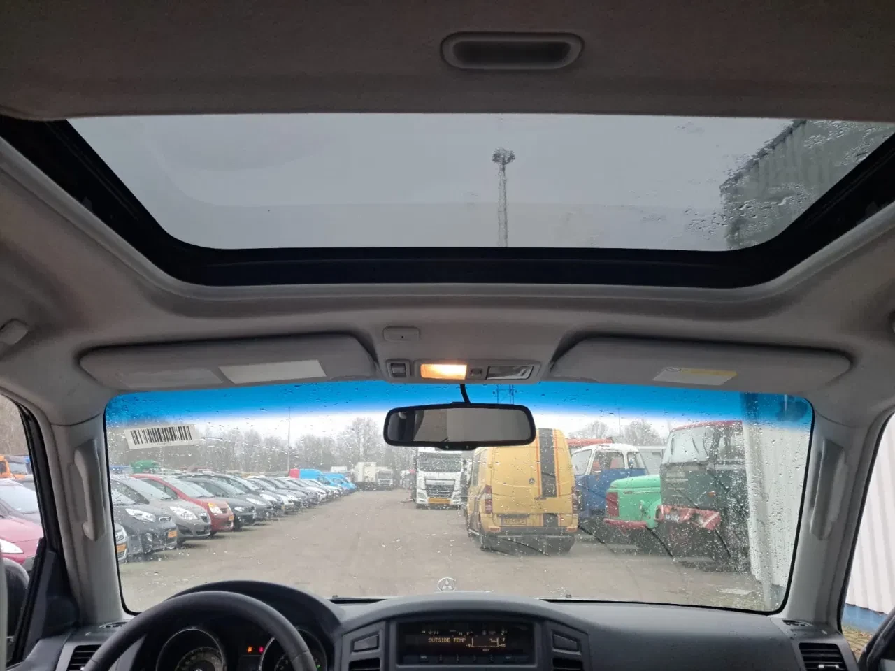 Mitsubishi Pajero 2008 - GLS 3.5 - V6 , 4x4 , 7 Pers., Full Option obrázek 15