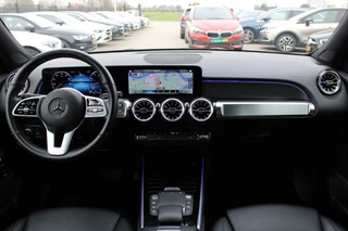 Mercedes-Benz GLB 2021 - 180 AUT7 Luxury Line 7-PERS LEDER SFEER CARPLAY TREKHAAK image 2