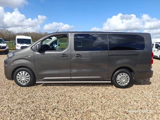 Peugeot Expert 2020 - 2.0 BlueHDI 120 Lengte 3 Premium Dubbele Cabine , Automaat , 2 schuifdeur , Euro 6 , apk 3-2027 , mooie bus! bild 2