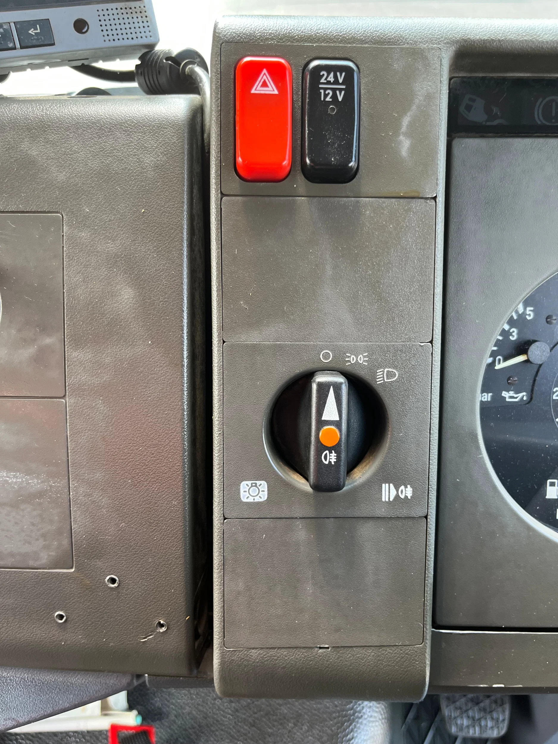 Mercedes-Benz 1317 2000 - KO, Kehrmaschine, Straßenreiniger, selbstf. Arbeitsmaschine afbeelding 23