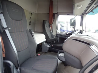 DAF N/A 2018 - XF106 SPACECAB bild 4